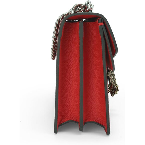 Fashion-Forward Red Leather Bag: Spacious Shoulder Tote for Everyday Use - Picture 9 of 9